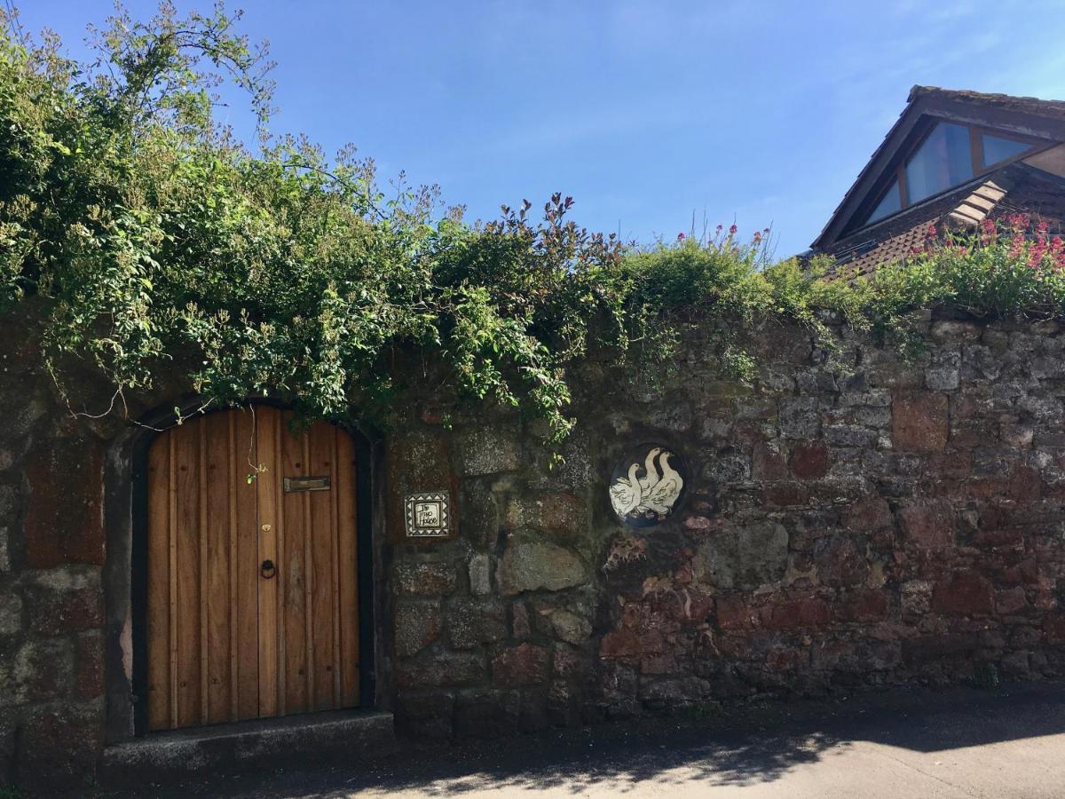 Secret Garden Cottage Έξετερ Εξωτερικό φωτογραφία